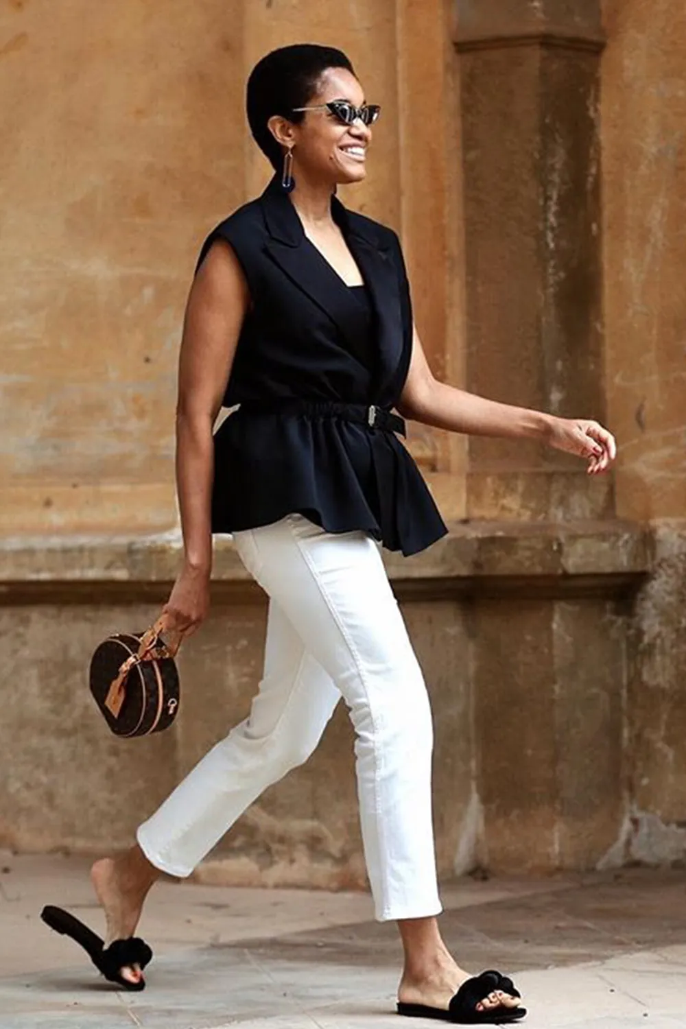 Summer Office Style - Stay Professional Without Overheating Daily